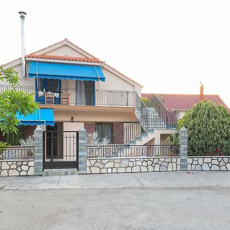 Sofia'S Place 萨米 外观 照片